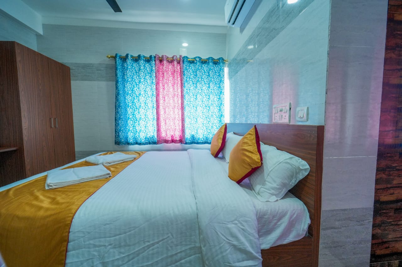 best hotels near Bhubaneswar Airport, affordable hotels near Bhubaneswar Airport, hotel near Bhubaneswar Airport, 3 star hotel Bhubaneswar, best budget hotel Bhubaneswar, hotels near Biju Patnaik International Airport